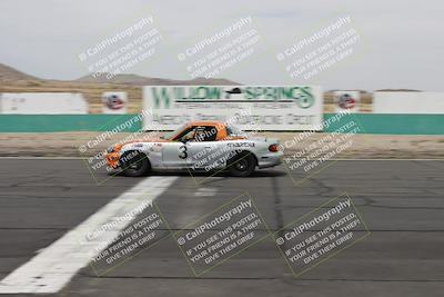media/Jun-01-2025-CalClub SCCA (Sun) [[eae223c5dd]]/Group 5/Race (Front Straight)/